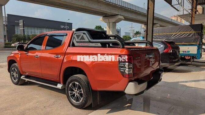 Mitsubishi Triton 4x2 AT 2021 Cam 15000 km