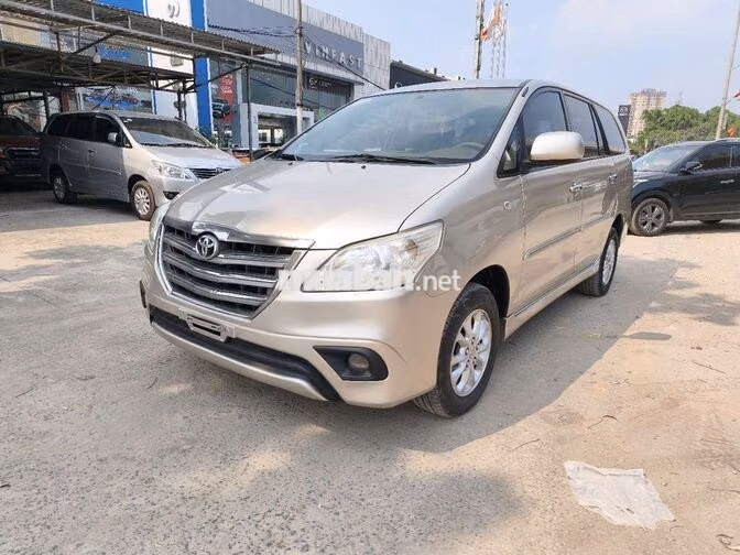 Innova G 2.0AT 2014