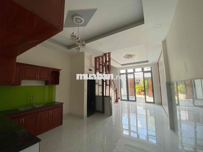 chính chủ cần bán căn nhà 1trệt 1 lầu Đức Hoà - Tl10 giá 1ty9