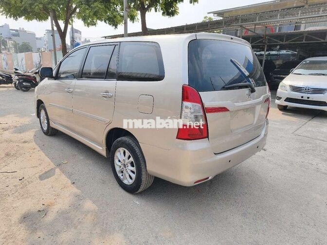 Innova G 2.0AT 2014
