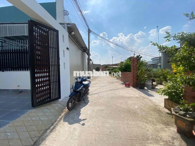 chính chủ cần bán căn nhà 1trệt 1 lầu Đức Hoà - Tl10 giá 1ty9