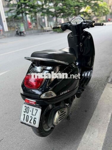 PIAGGIO Vespa LX biển Hà Nội