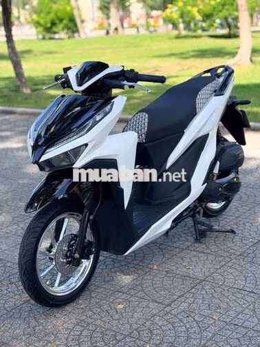 🆘Honda Vario 150 2021 Trắng đen lên mâm crom mới