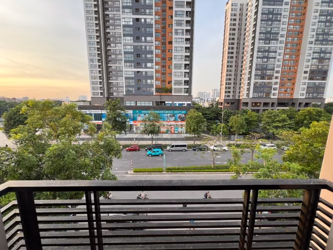 Chuyển nhượng quán cafe 40m2, lô góc, khu đông dân cư, văn phòng