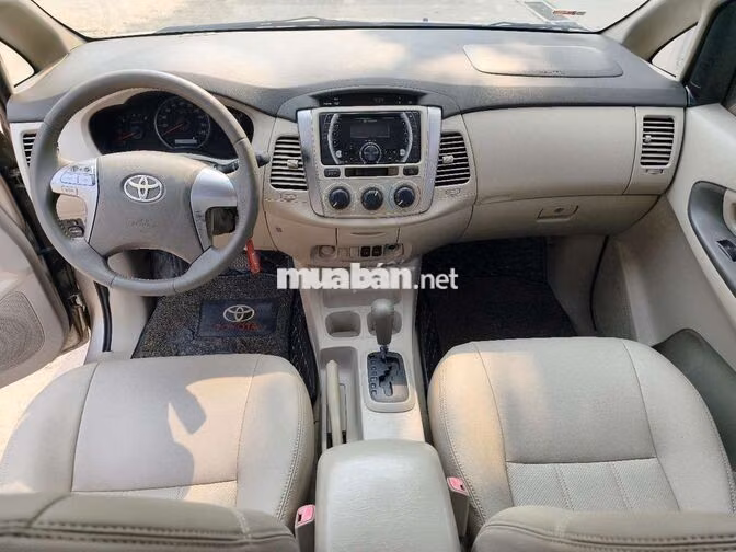 Innova G 2.0AT 2014