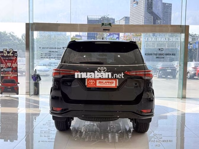 Toyota Fortuner 2025-Xăng Đặc Biệt Legender 2 Cầu
