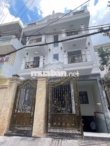 Căn hộ thang máy hầm xe ban công full nội thất ngay Nơ Trang Long BTH