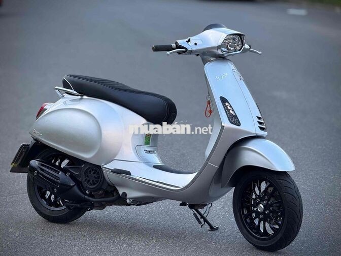 Piaggio Vespa Sprint iGet ABS Bạc
