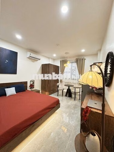 Căn hộ thang máy hầm xe ban công full nội thất ngay Nơ Trang Long BTH