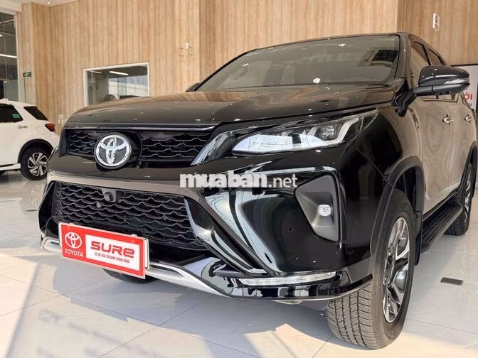 Toyota Fortuner 2025-Xăng Đặc Biệt Legender 2 Cầu