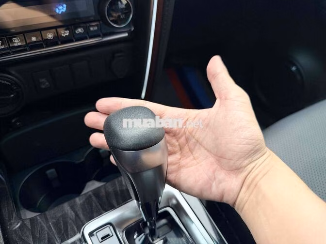 Toyota Fortuner 2025-Xăng Đặc Biệt Legender 2 Cầu