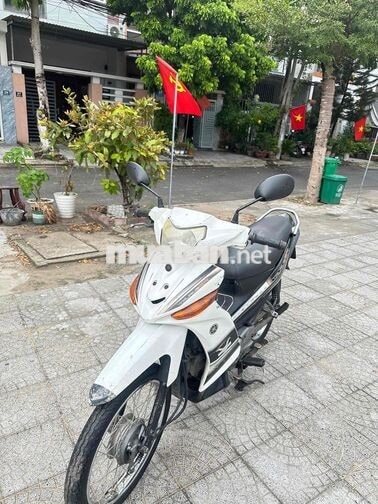 Xe số Yamaha Taurus Trắng