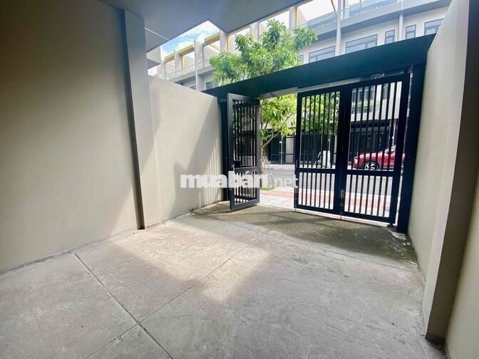 Cho thuê Nhà Phố Bcons 4 Tầng (245m²) – Giá 12tr - liền kề LÀNG ĐẠI HỌ