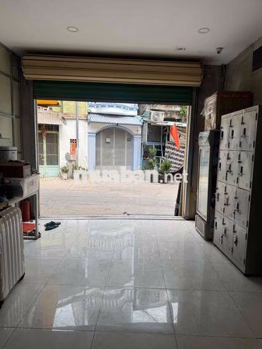 Cho thuê mặt bằng kinh doanh giá rẻ ở CMT8, quận 10