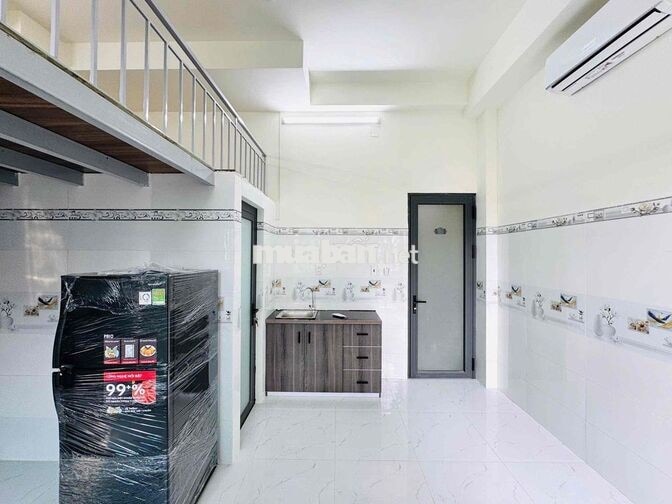 DUPLEX MỚI XÂY HOÀN TOÀN ĐẸP, THOÁNG MÁT NGAY PHẠM VĂN ĐỒNG