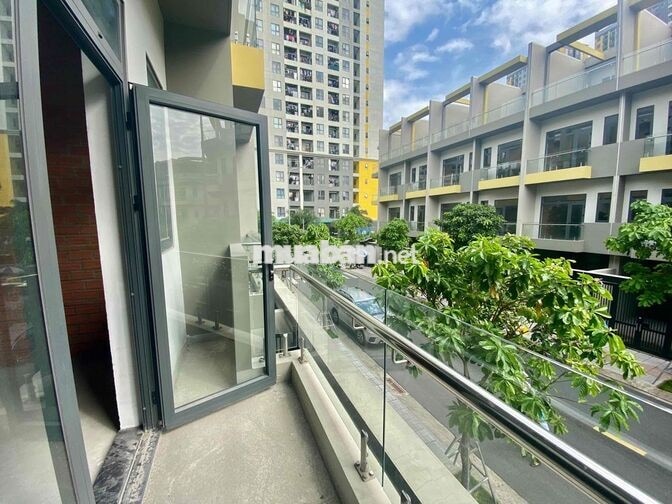 Cho thuê Nhà Phố Bcons 4 Tầng (245m²) – Giá 12tr - liền kề LÀNG ĐẠI HỌ