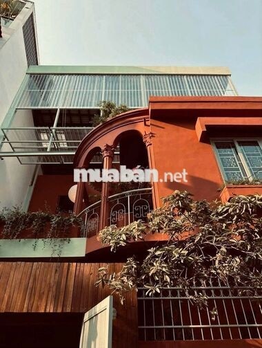 🔥NGANG 10M HUỲNH VĂN BÁNH, PHÚ NHUẬN – NHÀ 3 TẦNG, DIỆN TÍCH RỘNG!* ✨
