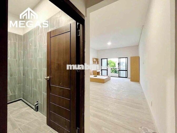 CHO THUÊ CĂN HỘ BAN CÔNG SIÊU RỘNG Ở SƯ VẠN HẠNH QUẬN 10 GIÁ RẺ T9/26
