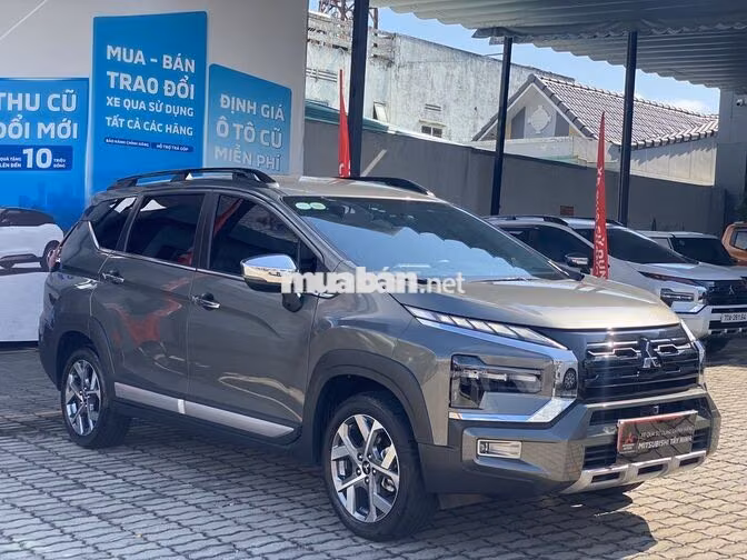 XPANDER CROSS NÂU 2025 ODO 25000KM TẶNG 1 NĂM BH