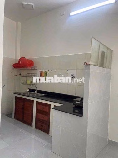 Cho thuê nhà nguyên căn Đường Ni Sư Huỳnh Liên Quận TB