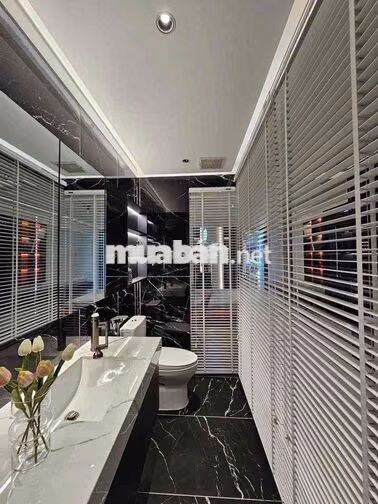 CHO THUÊ VILLA / NHÀ 3 TẦNG SÂN VƯỜN KIỆT Ô TÔ GẦN TIỂU LA