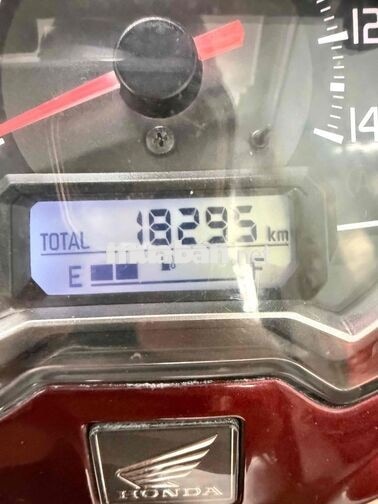 CẦN BÁN XE VISON 2021