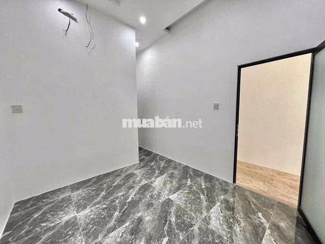 Nhà 8x25m 2 phòng hẻm Trần Hoàng Na