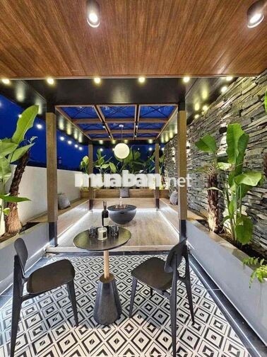 CHO THUÊ VILLA / NHÀ 3 TẦNG SÂN VƯỜN KIỆT Ô TÔ GẦN TIỂU LA