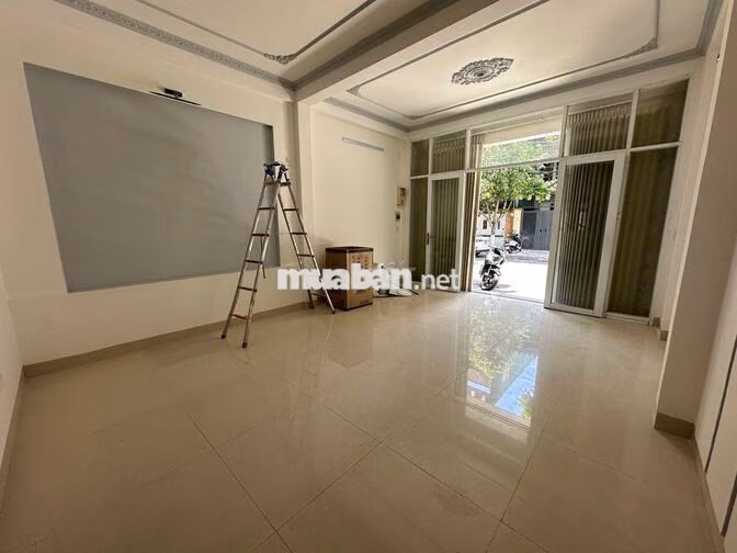 Cho thuê mặt bằng kinh doanh hoặc văn phòng làm việc