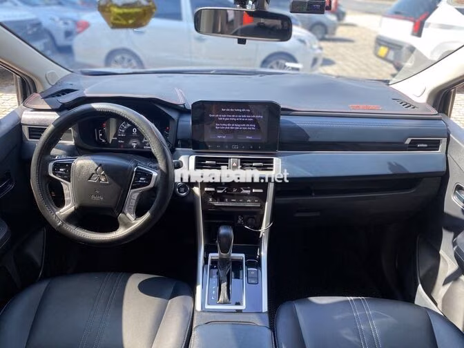 XPANDER CROSS NÂU 2025 ODO 25000KM TẶNG 1 NĂM BH