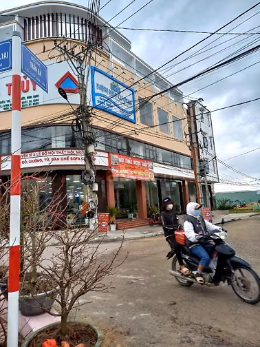 Lô góc rộng lớn siêu đẹp khu phố Diêu Trì, sát đường Trần Bá, B Đinh