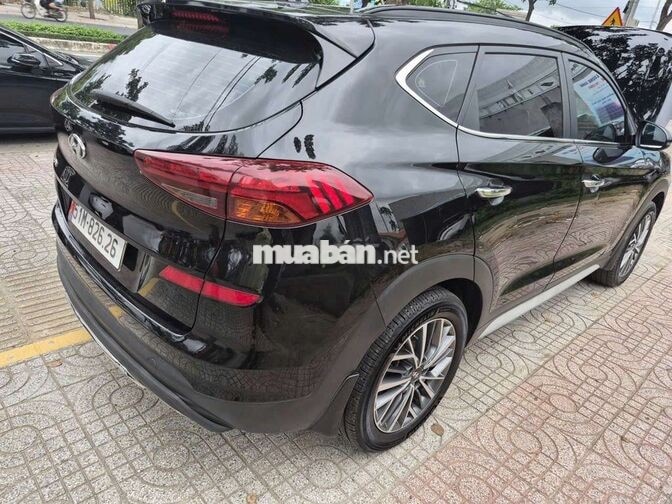 Hyundai Tucson 2019 2.0 đặc biệt Đen