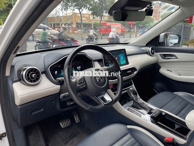 MG HS LUXURY 2023 Trắng 35000 km