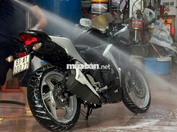 Honda CBR 250R 2013 Đen, Bạc 28.201 km