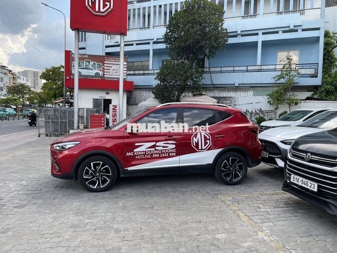 MG ZS Luxury 2025 Đỏ 8000 km