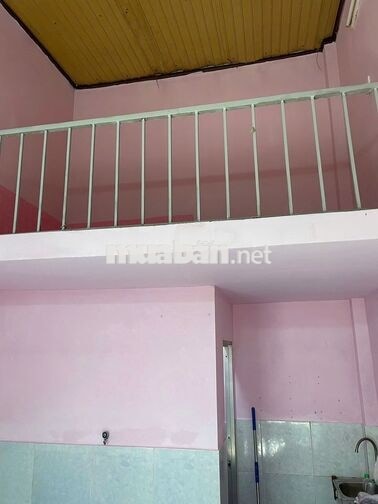 Nhà trọ gác đúc cao ráo sạch sẽ