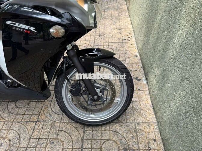 Honda CBR 250R 2013 Đen, Bạc 28.201 km