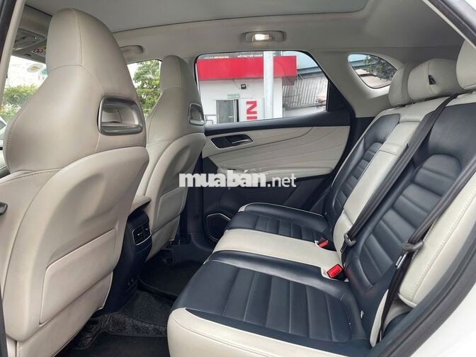 MG HS LUXURY 2023 Trắng 35000 km