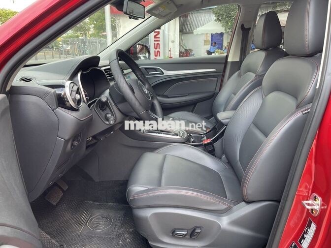 MG ZS Luxury 2025 Đỏ 8000 km