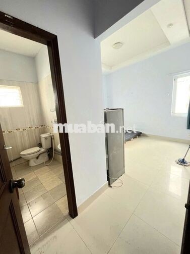 STUDIO CỬA SỔ LỚN FULL NT GIÁP CẦU NGUYỄN VĂN CỪ