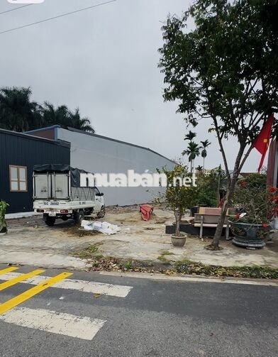 Chính chủ bán lô đất 100m2, Đặng Cương, đường trục chính hơn 10m.