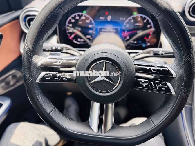 Mercedes GLC300 Allnew V1 2023 Trắng/Nâu Có HUD
