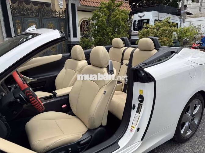 Lexus IS 250C 2010 Trắng 79.000km