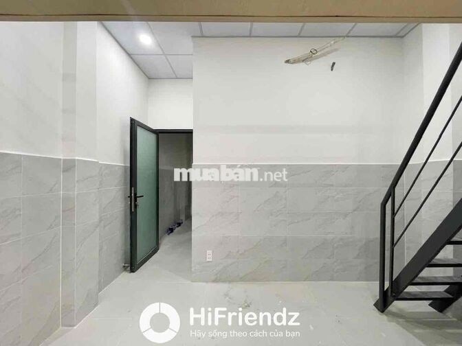 Phòng gác cao rộng, siêu thoáng mới xây gần ngay đầm sen, hoà bình,VHU