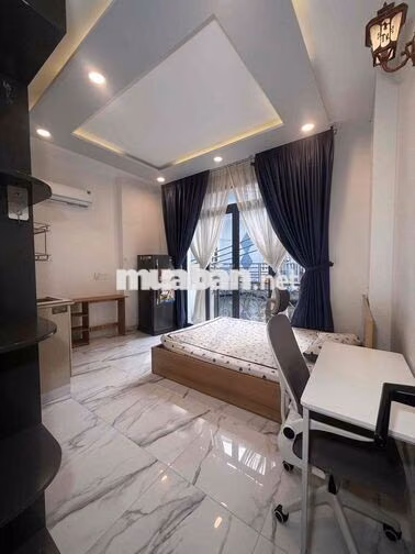 Căn Hộ Studio Ban Công, Full Nội Thất, Ngay Khu Phố Phan Xích Long