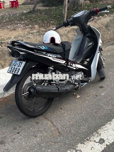 Yamaha Sirius RC 2009 Trắng đen