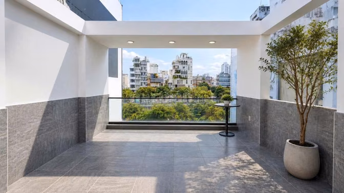 Nhà xinh 4 tầng view sông ngay khu Phan Xích Long giá chỉ 29 tỷ TL.
