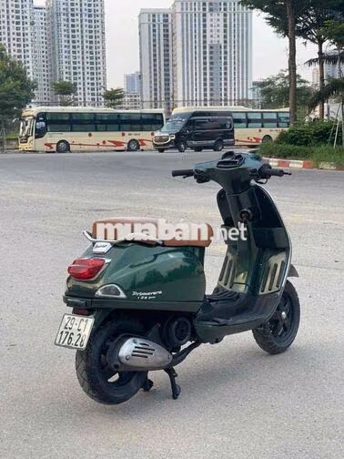 Piaggio Vespa LX i.e đèn vuông. Xanh rêu