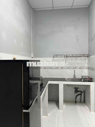 Cho thuê nhà nguyên căn Kho B Thị Trấn NB Giá 6tr