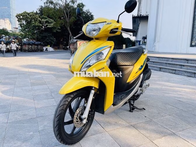 Honda Vision 2015 Vàng 32334 km